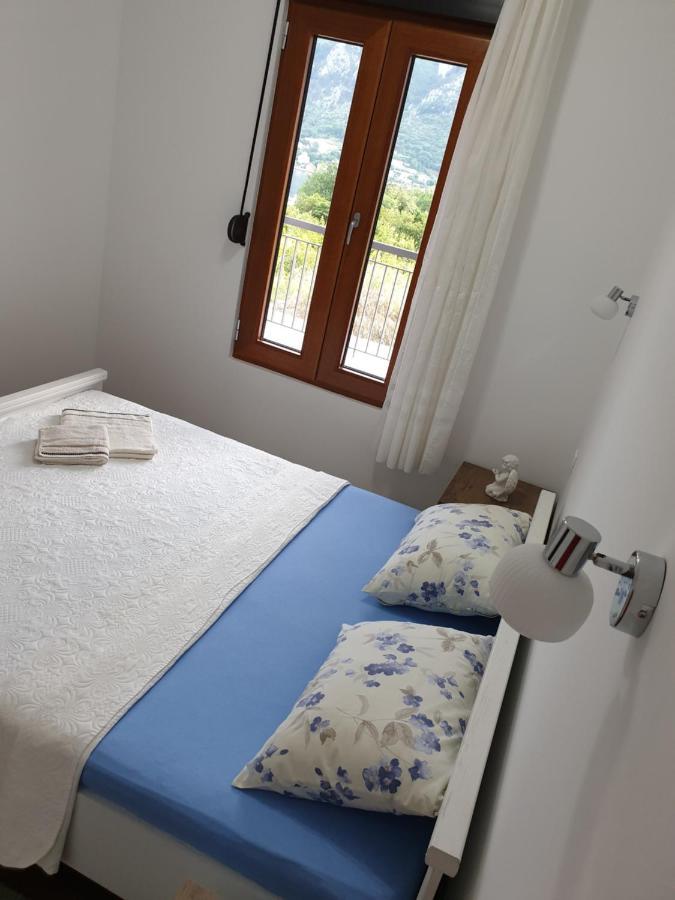 Apartment Marta 2 Котор Екстериор снимка